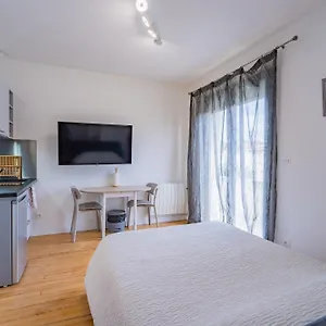  Appartement 1 Proche Airbus à St Martin Du Touch